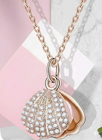 Oyster Pearl Necklace  / Gold Plated