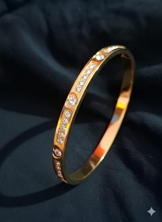 The Sweetheart Bracelet 18k Gold Plated.