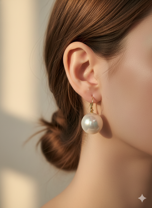 White Perl Earrings 18k Gold Plated.