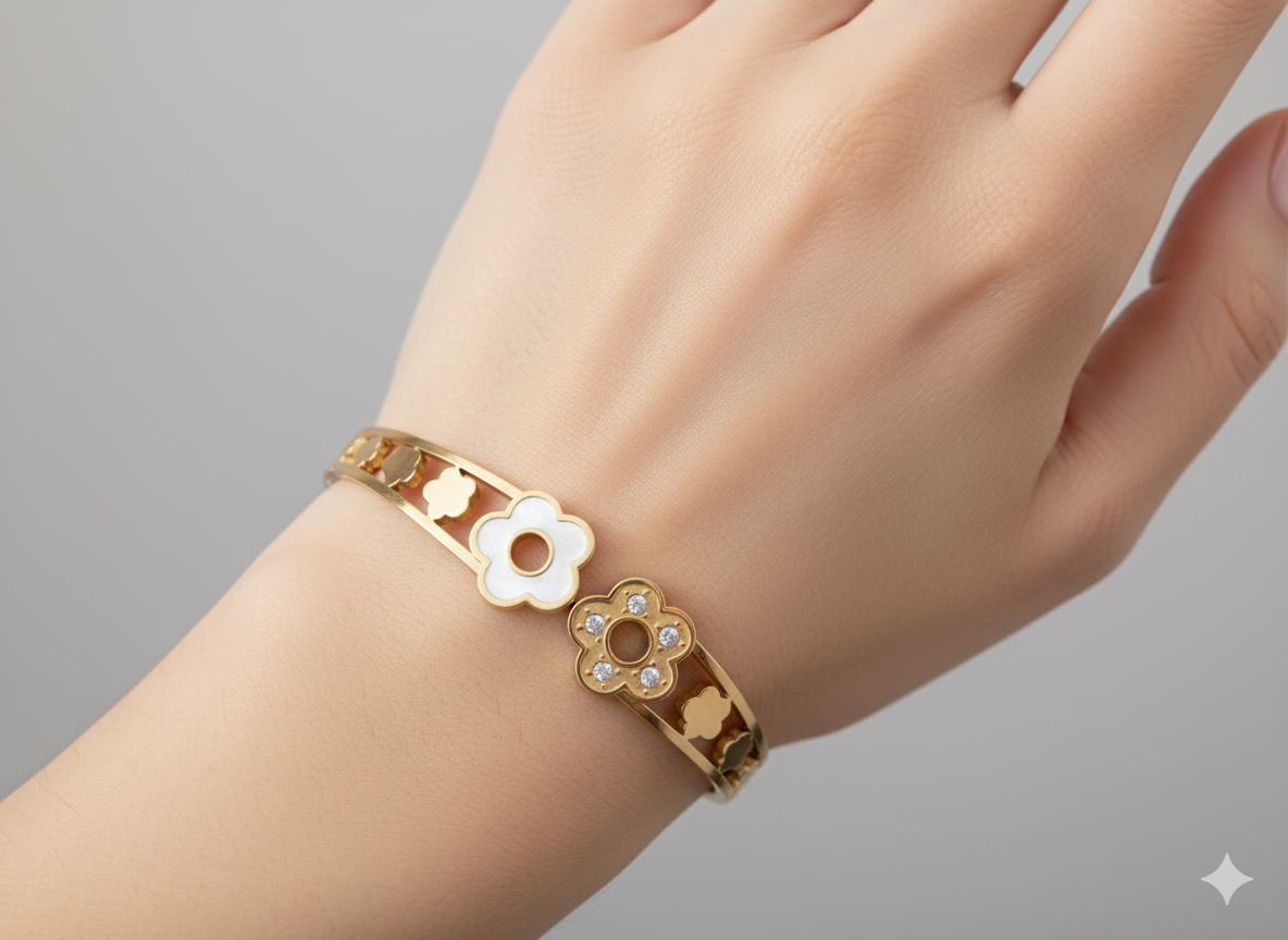 Hollowed Leaf Flower Bracelet 18k Gold Plated