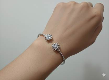 Showroom of Flower Bracelet 18k Gold Plated.