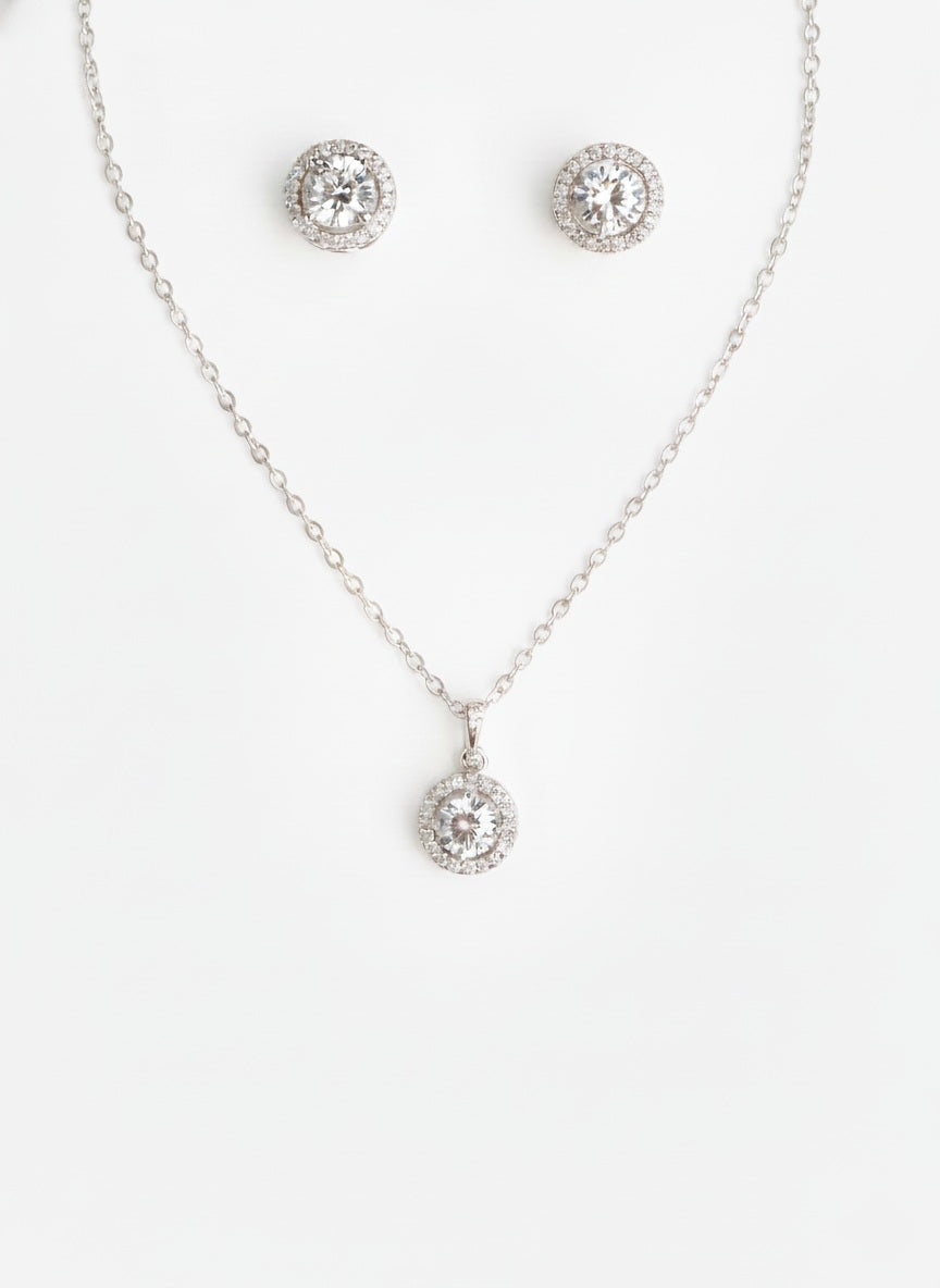 Forever Shine Gift Set with Pure Silver & Zirconia Diamond