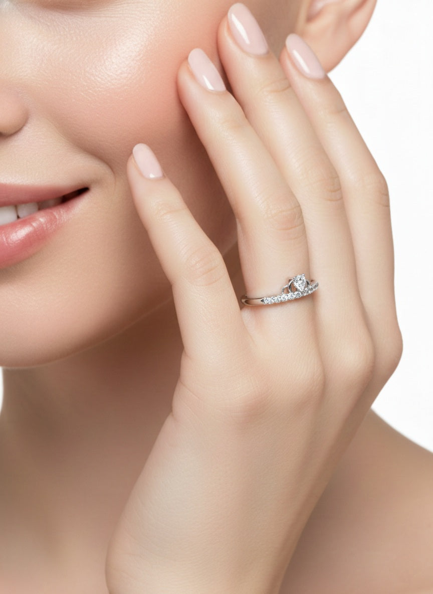 Queens Grace Ring with Pure Silver & Zirconia Diamond